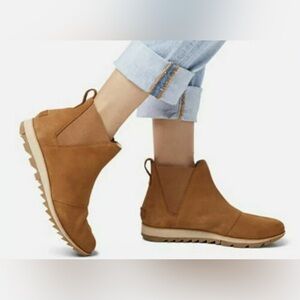 Sorel Harlow Chelsea Suede & Leather Tan/ Camel  Ankle Boots Size 7.5 bootie